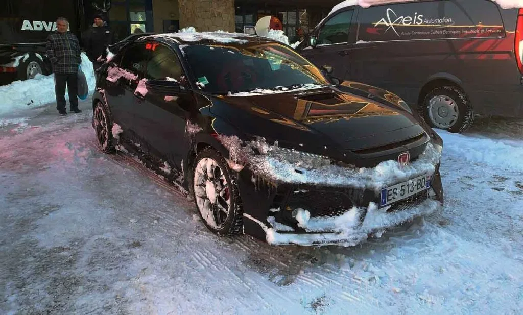 Honda civic in snow